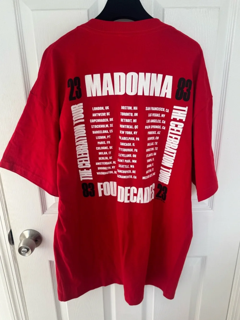 Original MADONNA The Celebration Tour Red Graphic Logo Tee (XL) Unisex - Picture 5 of 5